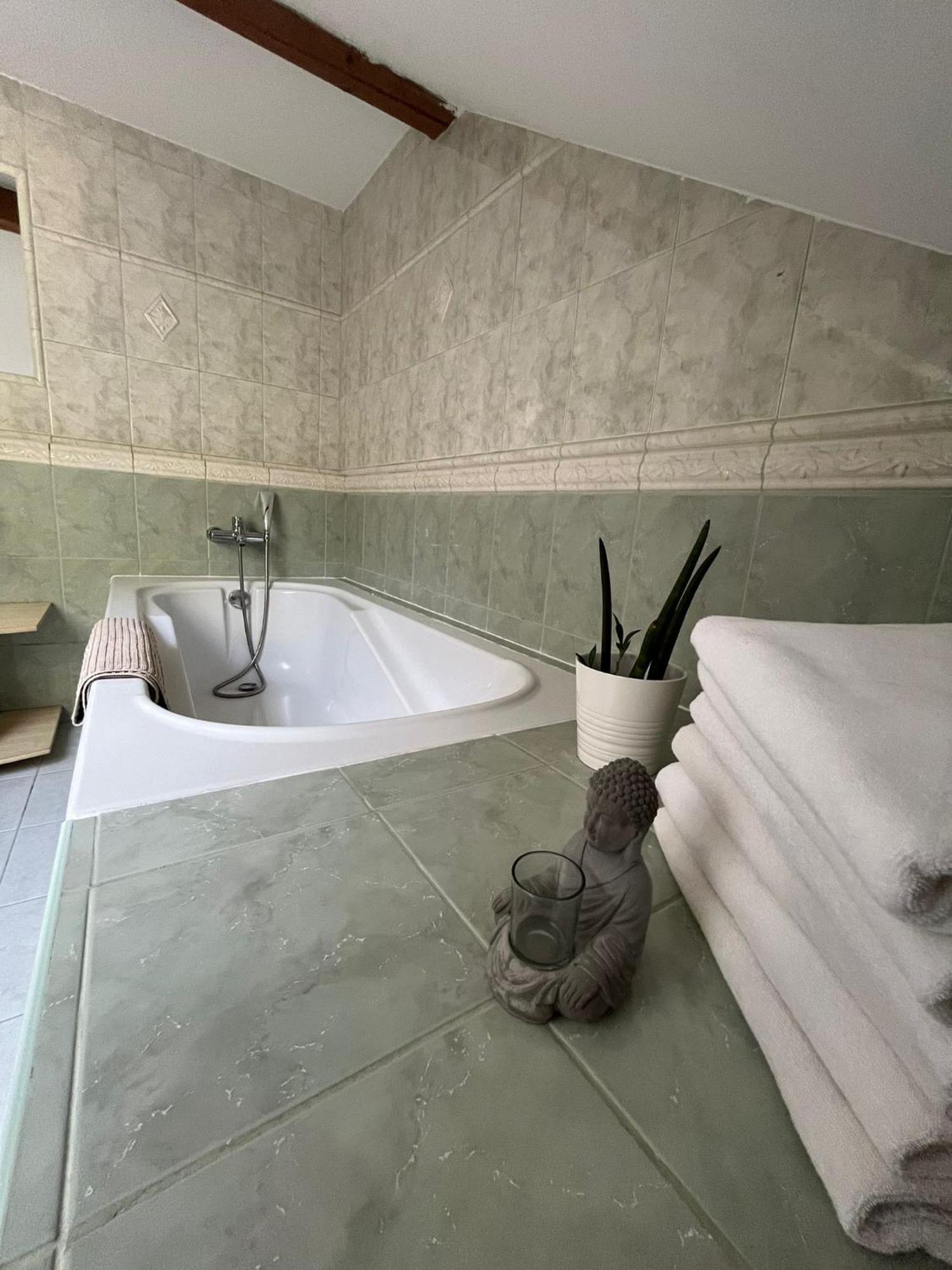 Apartmany Chřibská Eksteriør bilde