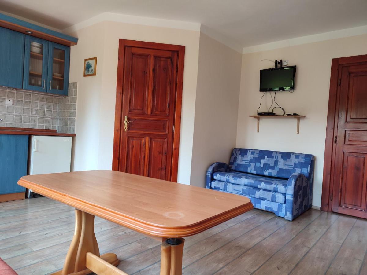 Apartmany Chřibská Eksteriør bilde